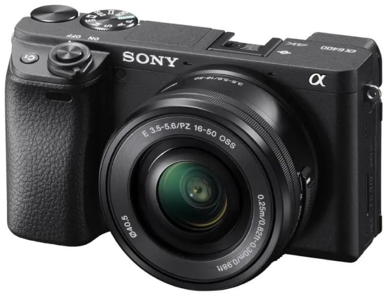 Sony a6400 cu obiectivul kit 16-50mm